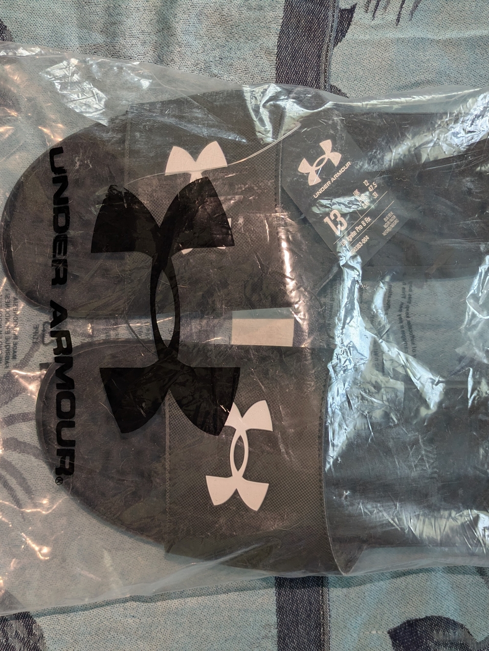 NWT Under Armour Men’s Black Logo Slide Sandals - Picture 5 of 8
